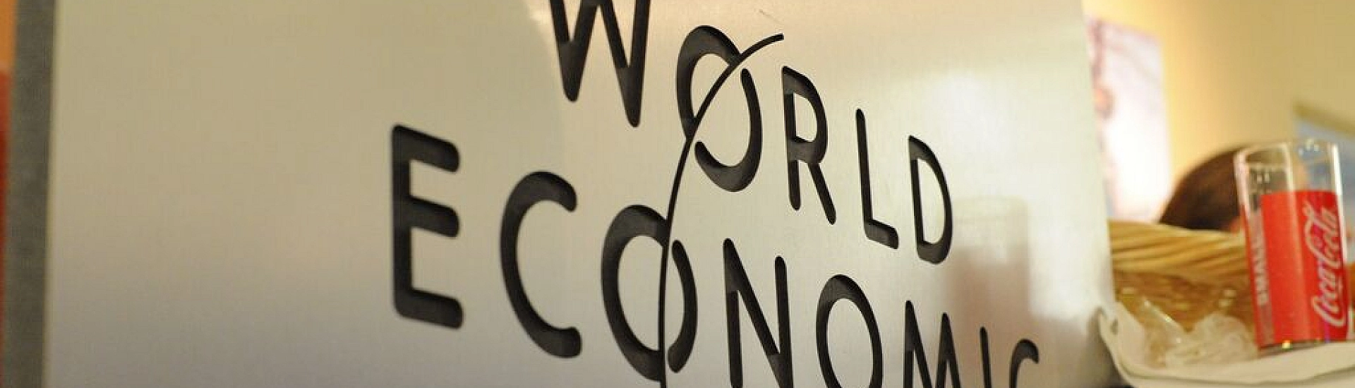 Объявление плана восстановления Украины на $800 млрд в Давосе отложили из-за разногласий США и ЕС