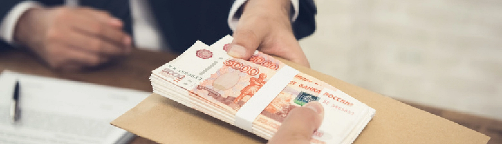 Дела экс-губернатора Курской области Смирнова и его заместителя поступили в суд