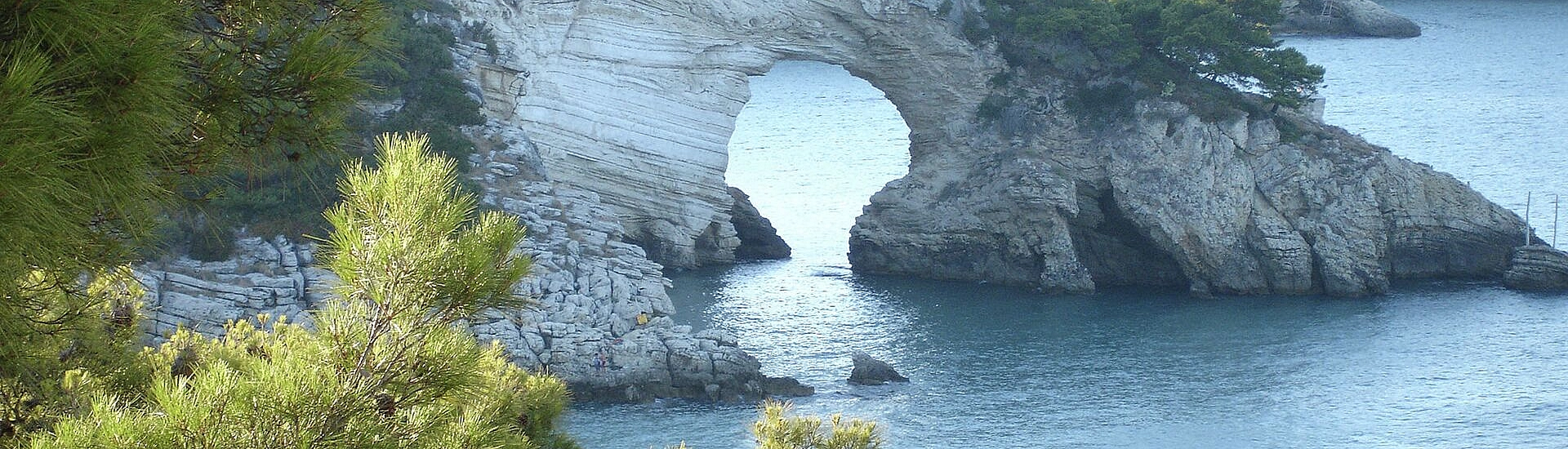 В Апулии в День всех влюбленных обрушилась «Арка влюбленных»