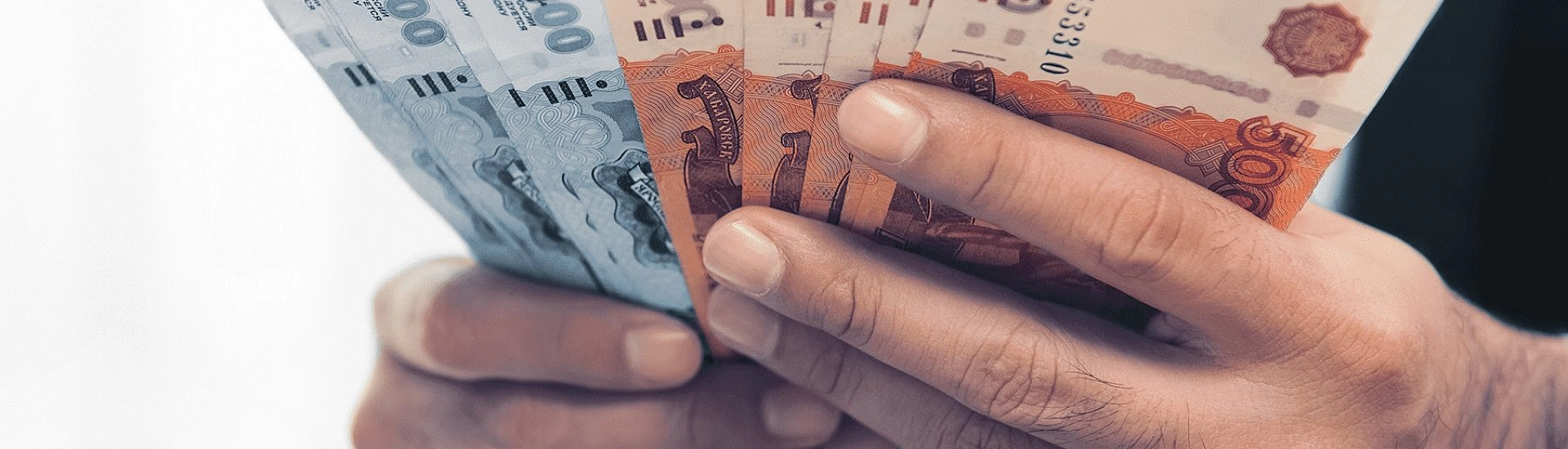 Зарплатная вилка на стройках Петербурга достигла почти 191 тыс. рублей