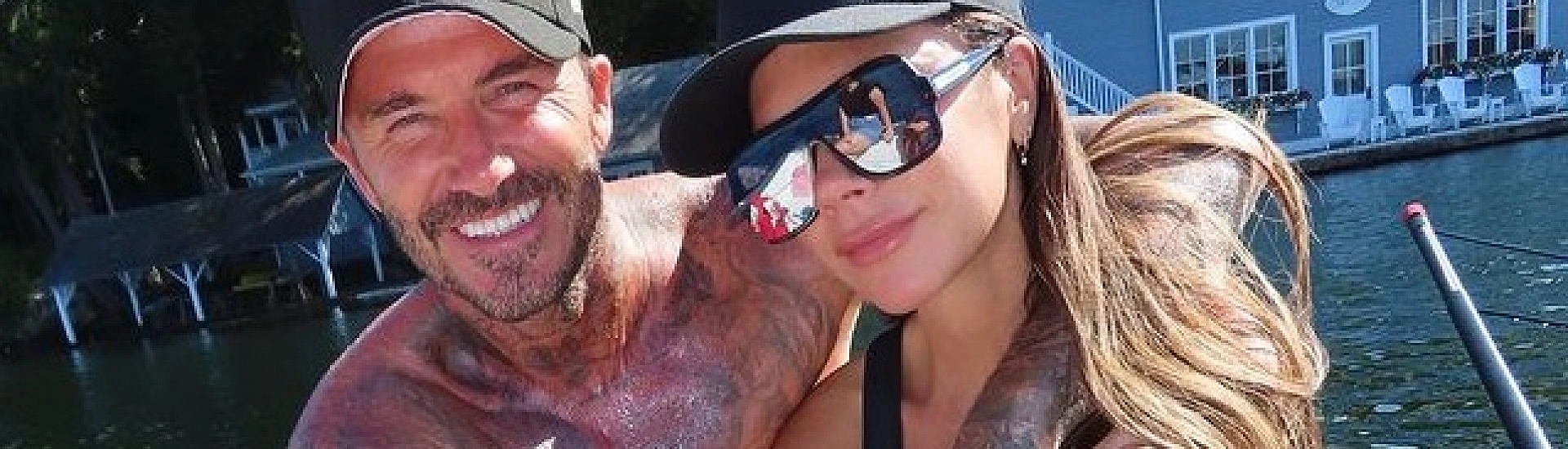 Бруклина Бекхэма раскритиковали за часы за 22,7 млн рублей после конфликта с родителями