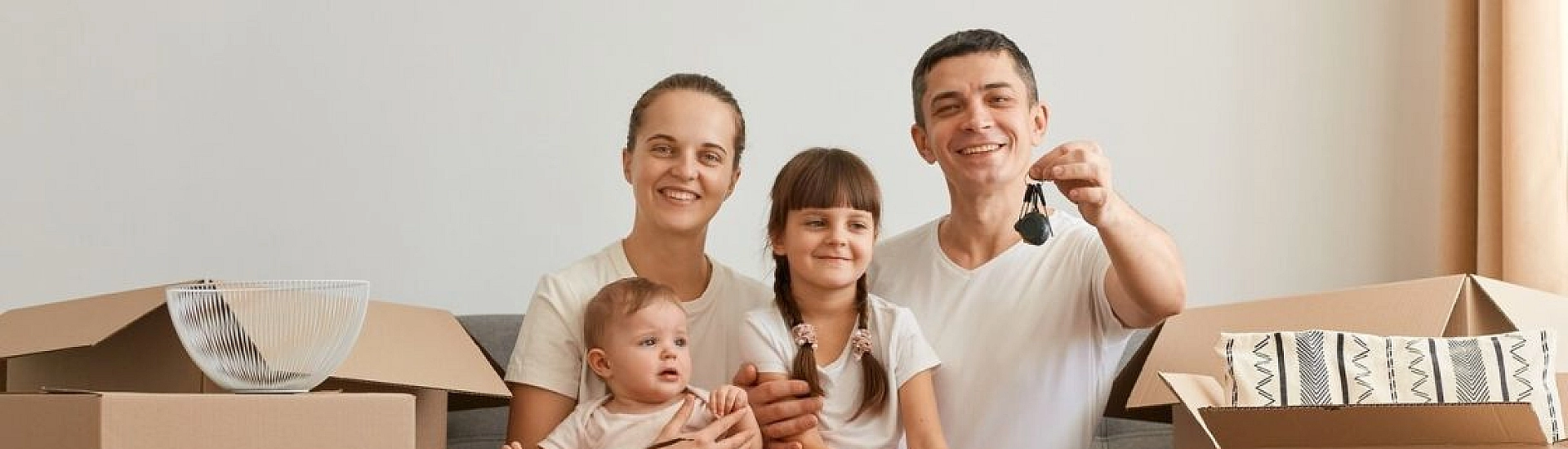 Мишустин заявил, что семейная ипотека заняла 90% рынка льготного жилья в 2025 году