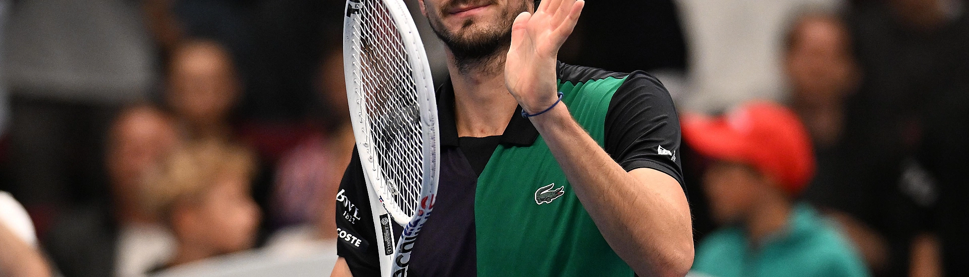 Медведев уверенно вышел в четвертьфинал турнира ATP 500 в Дубае