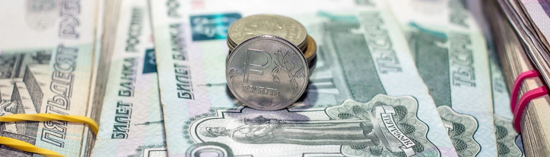 Путин поручил ввести переходный период для малого бизнеса в 2026 году