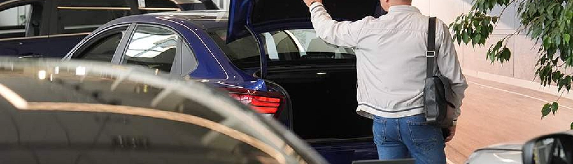 Средняя цена нового российского автомобиля в феврале снизилась до 1,99 млн рублей