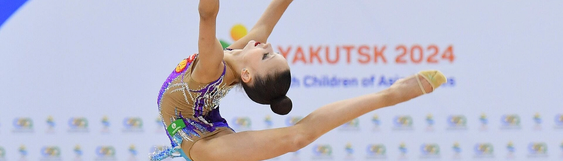 На чемпионате России по художественной гимнастике в Москве определяются главные претендентки на победу