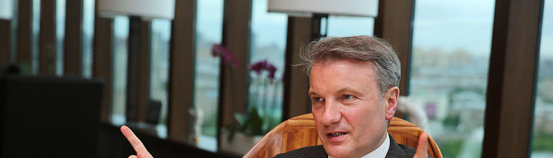 Подогрев от Грефа для Смушкина: мутные схемы в городе-призраке Южный