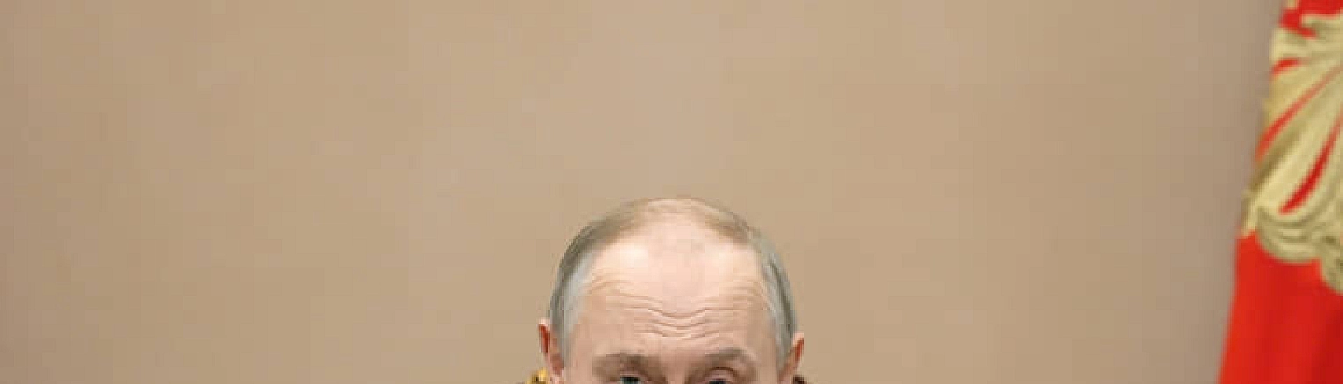 Путин и Алиев обсудили по телефону ситуацию вокруг Ирана