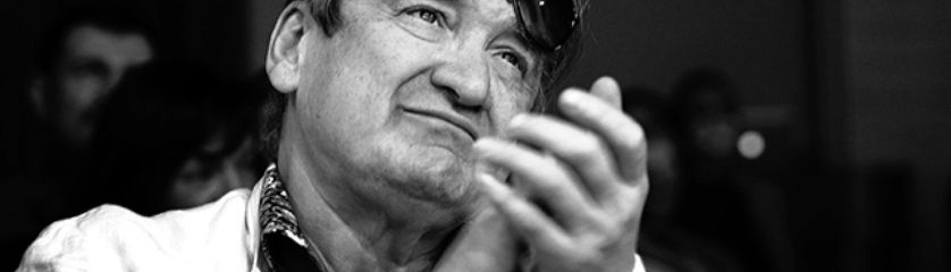 Умер режиссер и легенда российского цирка Валентин Гнеушев