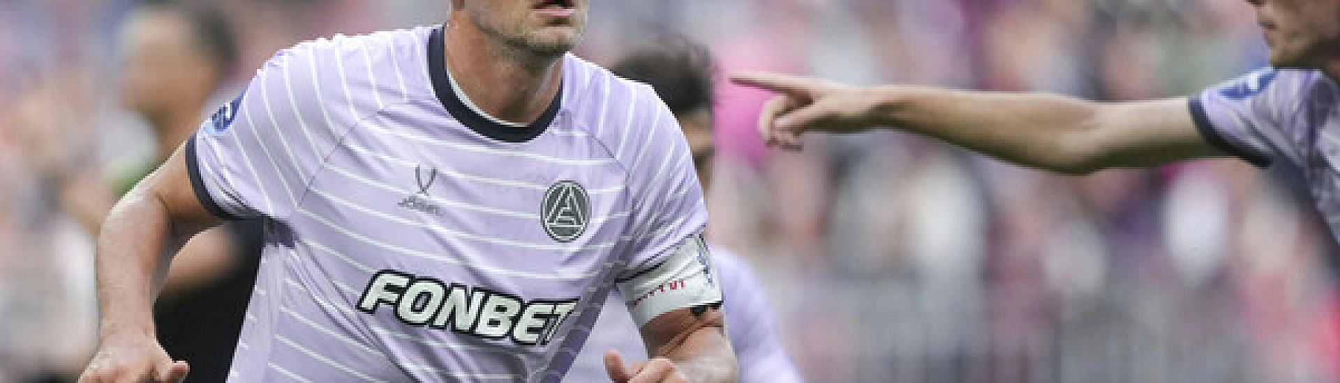 Непомнящий сравнил Дзюбу с Жириновским