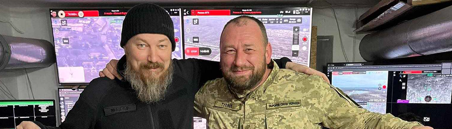 Украинский посол в Венгрии опубликовал провокативное фото с разрезанным венгерским флагом