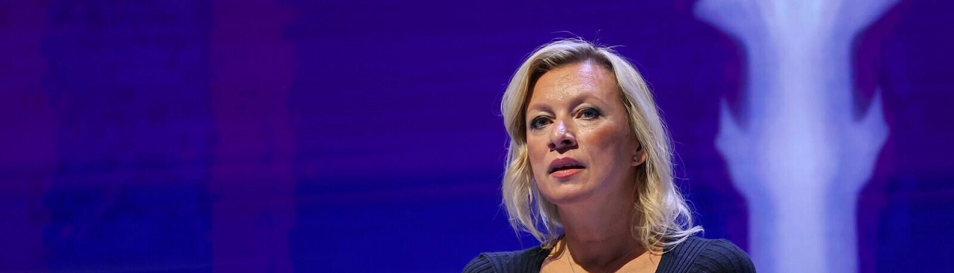 Мария Захарова прокомментировала слова Дональда Трампа о возможной потере власти Эммануэлем Макроном