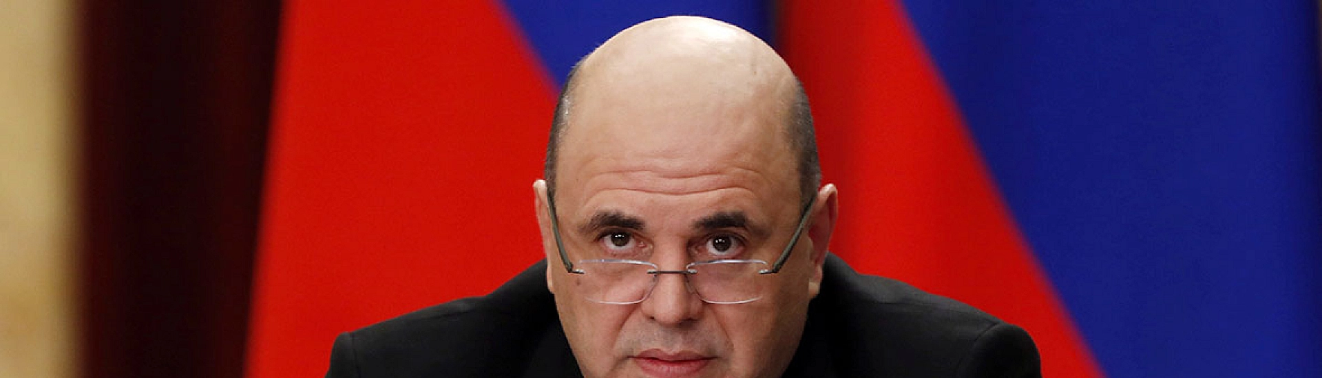 Мишустин поручил проверить нагрузку школьников и подготовить предложения