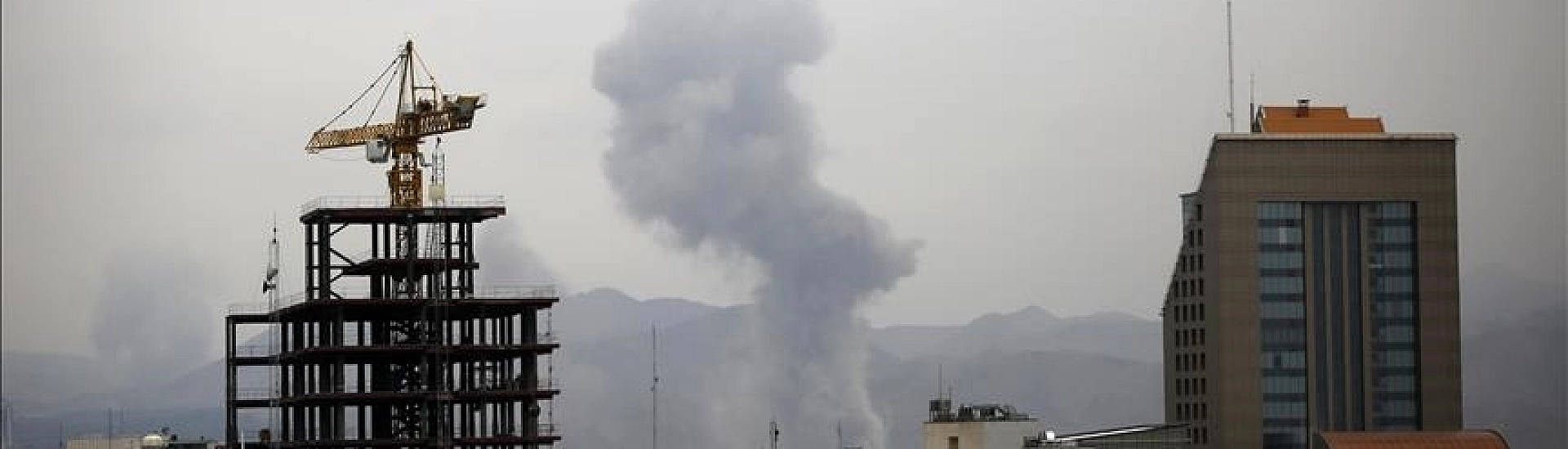 Израиль нанес удары по Тегерану, Иран объявил о новой волне атак по региону