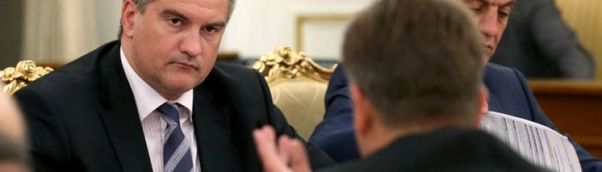 Аксенов, Васюта и Воронок из «Сейлема»: бюджет Крыма превращают в общак?