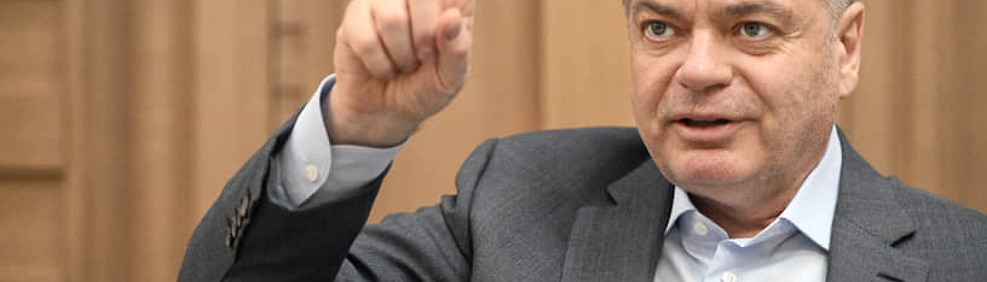 Шишкарёв и «Ростех» создадут СП для управления группой «Дело» после выкупа доли «Росатома»