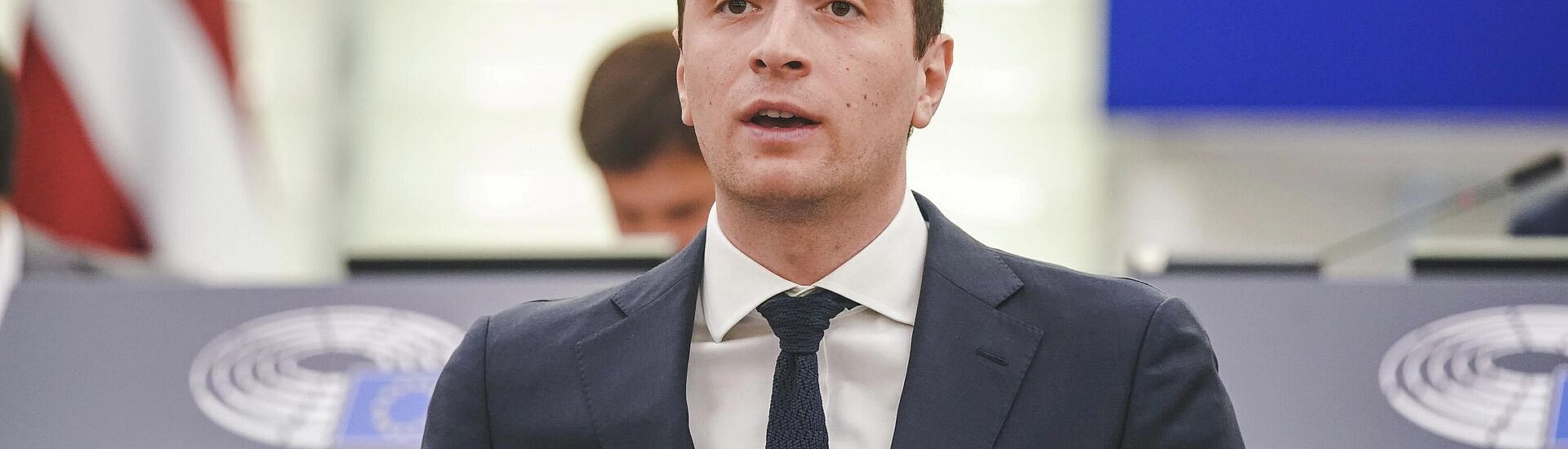 Барделла рассматривается как возможный преемник Макрона на посту президента Франции