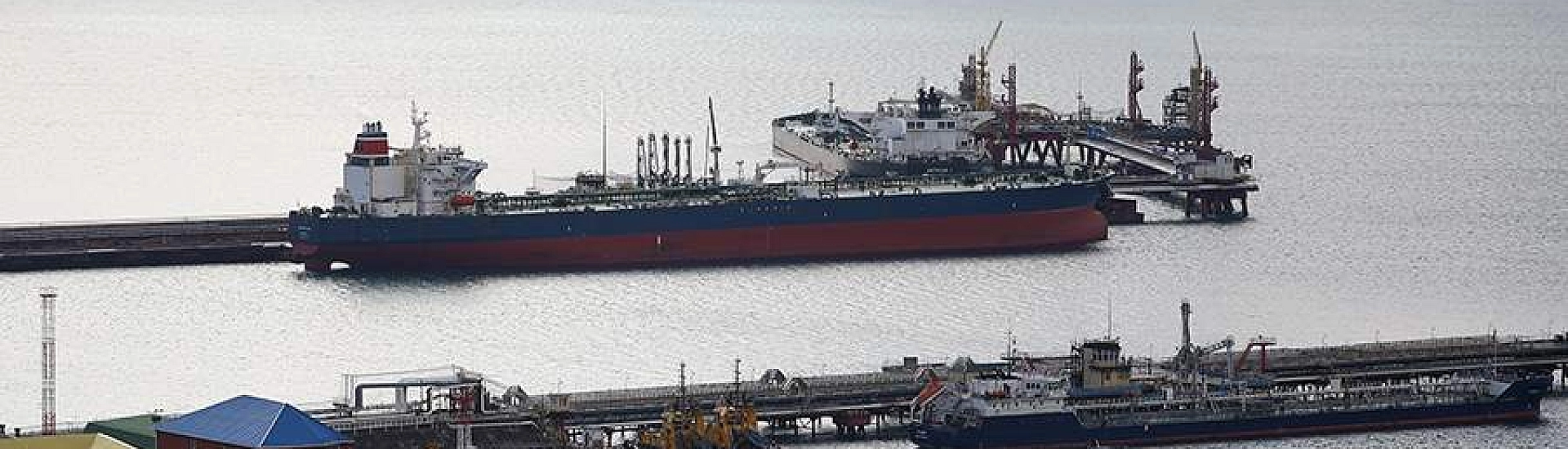 Россия направит на Кубу второе судно с нефтью