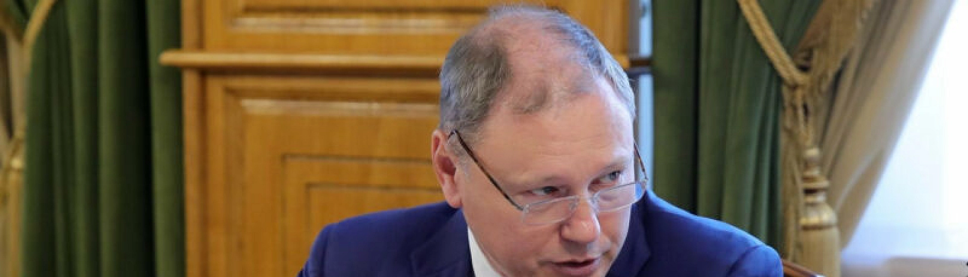 Дырка от бублика или кипрский демарш: куда уплыли капиталы замгубернатора Ревенко?