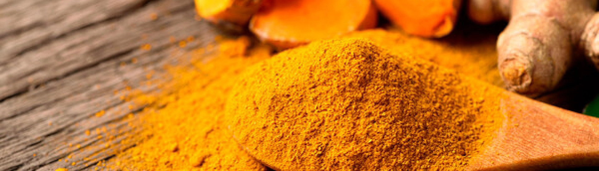 Ученые заявили о пользе сочетания куркумина и пиперина для здоровья