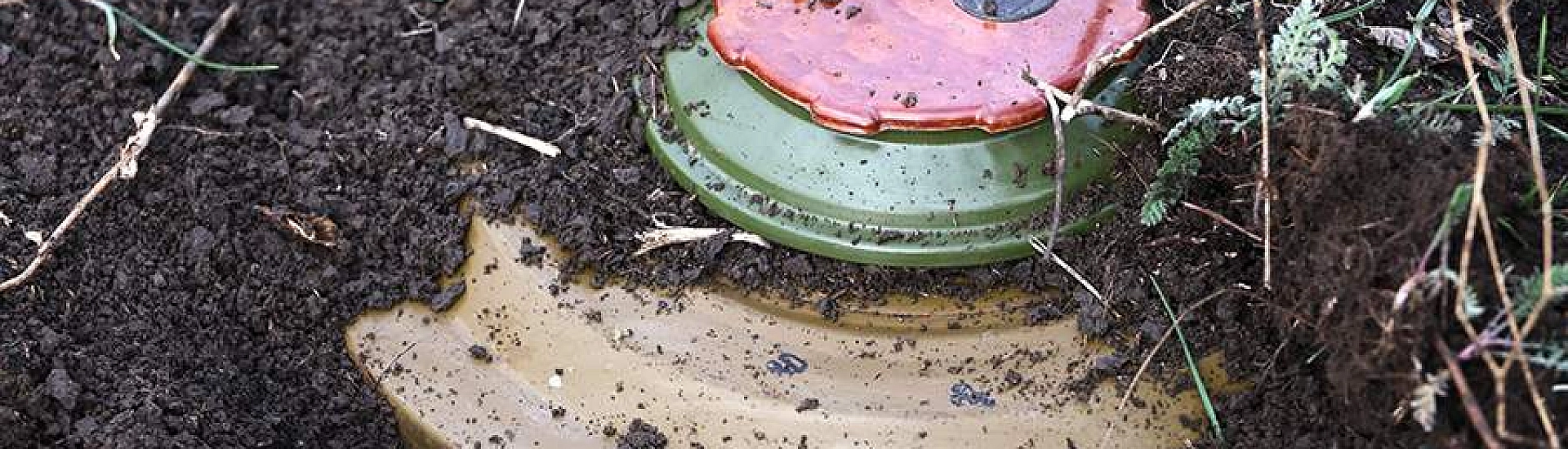 В Херсонской области ребенок погиб при подрыве мопеда на мине