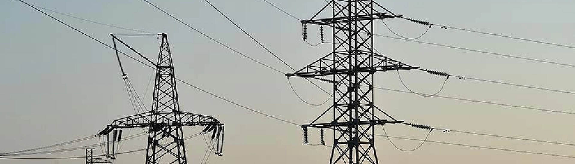 Почти вся Херсонская область осталась без электричества после повреждения ЛЭП