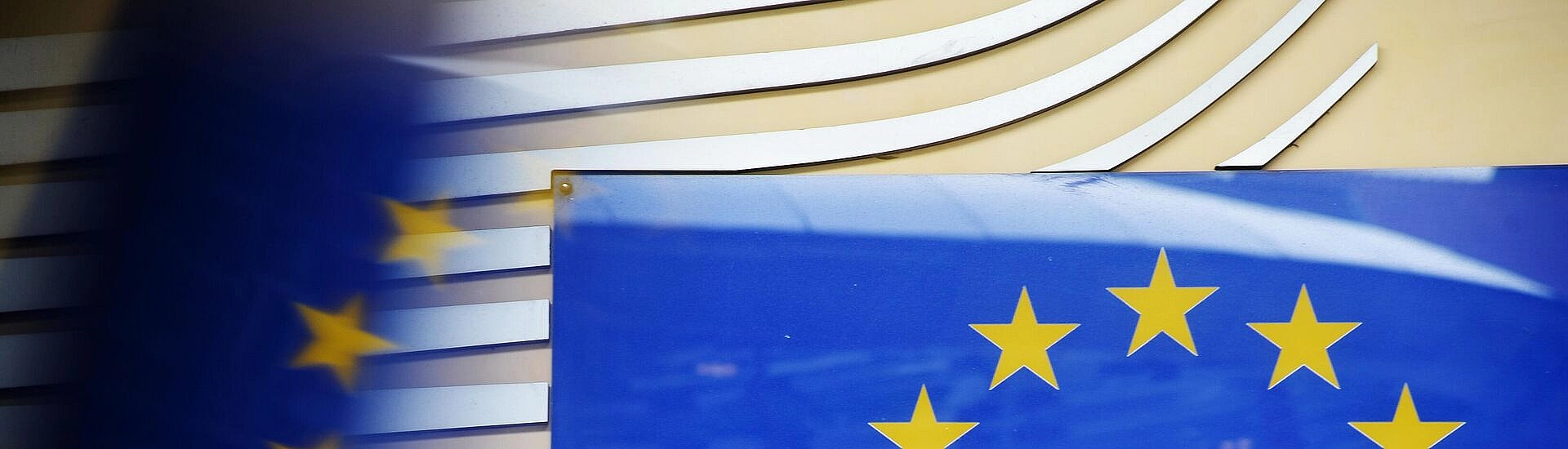 ЕС пока не планирует обсуждать новый пакет санкций против России