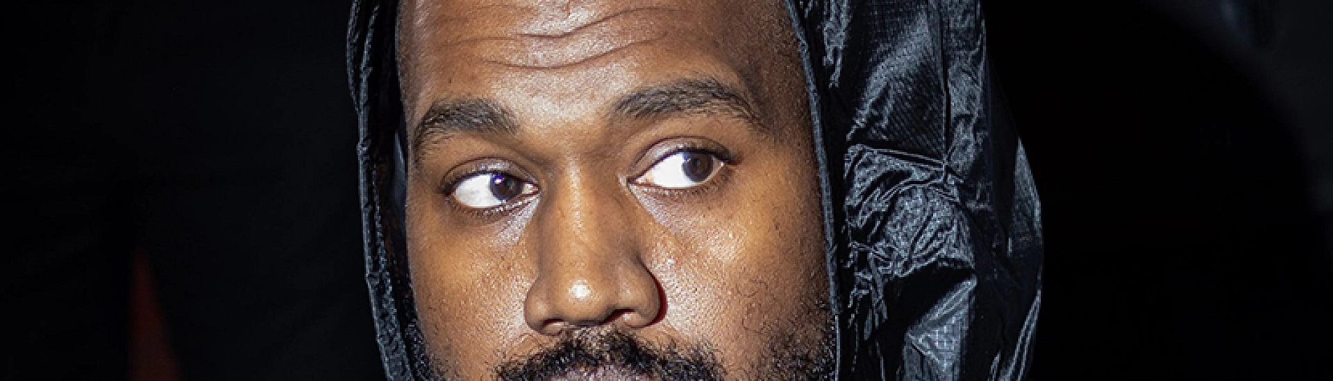 Канье Уэст перенёс концерт в Марселе после скандала с антисемитскими заявлениями