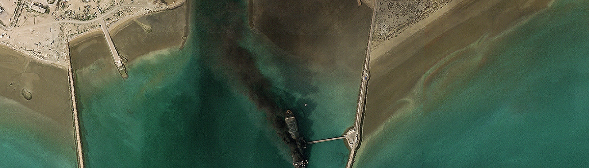 Трамп объявил об открытии Ормузского пролива для мирового судоходства