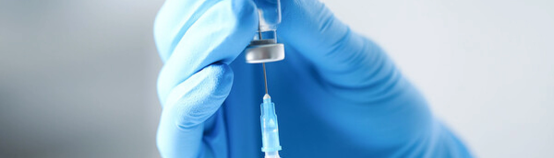 ФМБА заявило о хорошей переносимости вакцин от колоректального рака