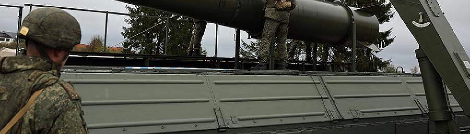 Минобороны РФ заявило о массированном ударе по объектам ОПК Украины