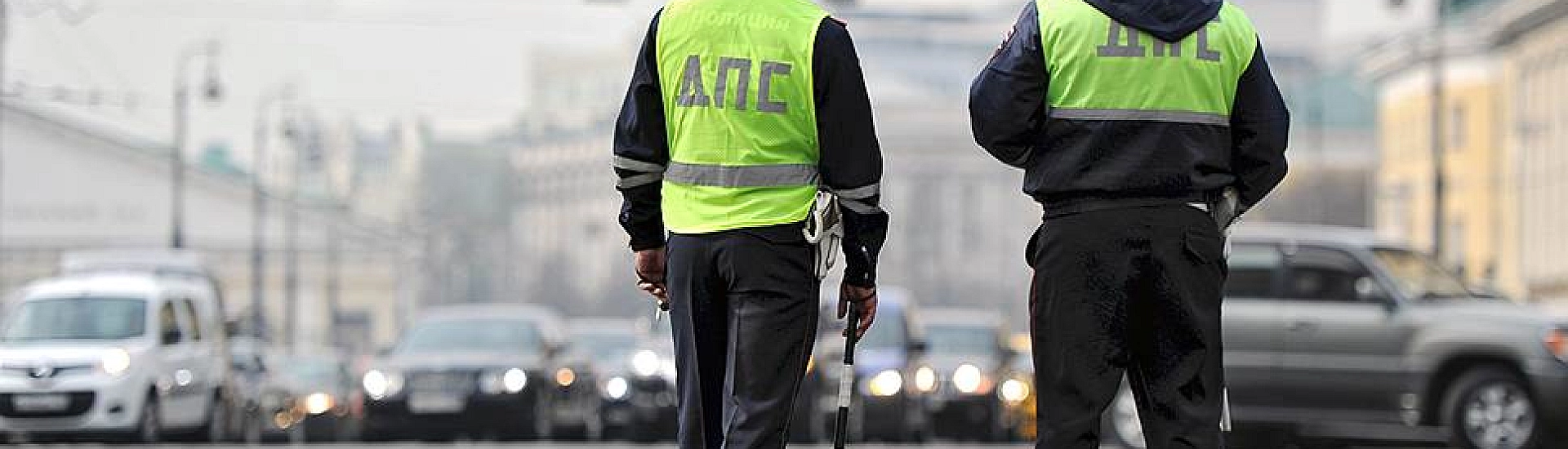 Суд обязал уволить начальника РЭО ГИБДД в Нягани из-за конфликта интересов