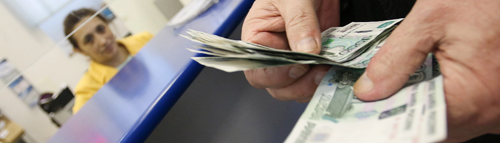 В Госдуме предложили ввести минимальную почасовую оплату труда