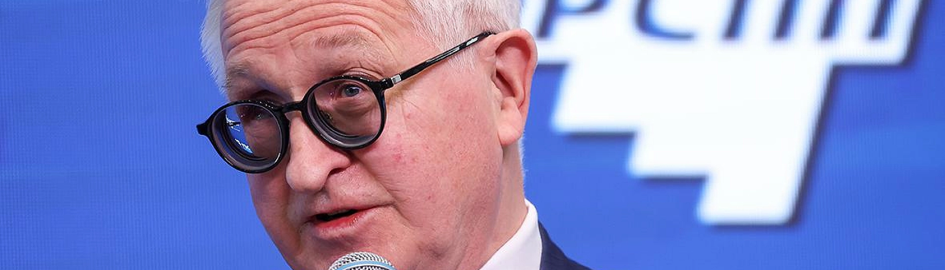 Шохин призвал ЦБ снижать ключевую ставку более решительно