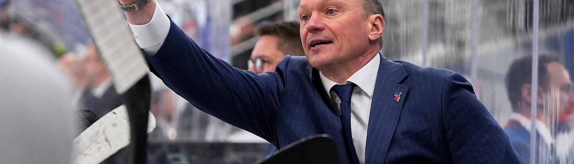 ХК «Торпедо» продлил контракт с главным тренером Алексеем Исаковым