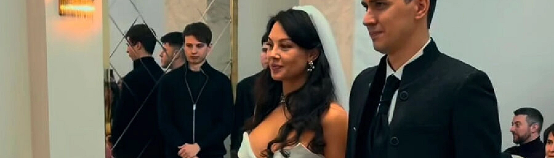 Звезда «Трудных подростков» Виталий Андреев женился на Ольге Зайцевой