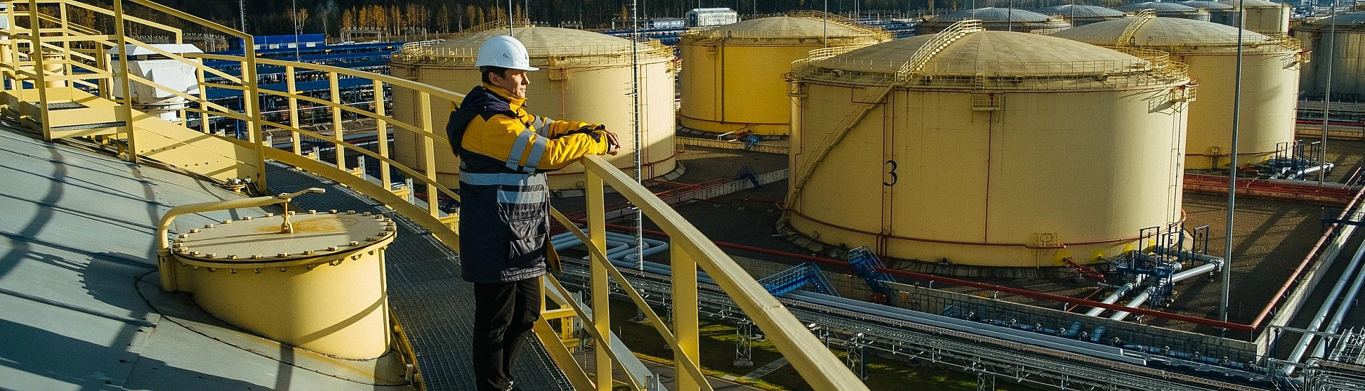Нефть снова дорожает на фоне обострения ситуации на Ближнем Востоке