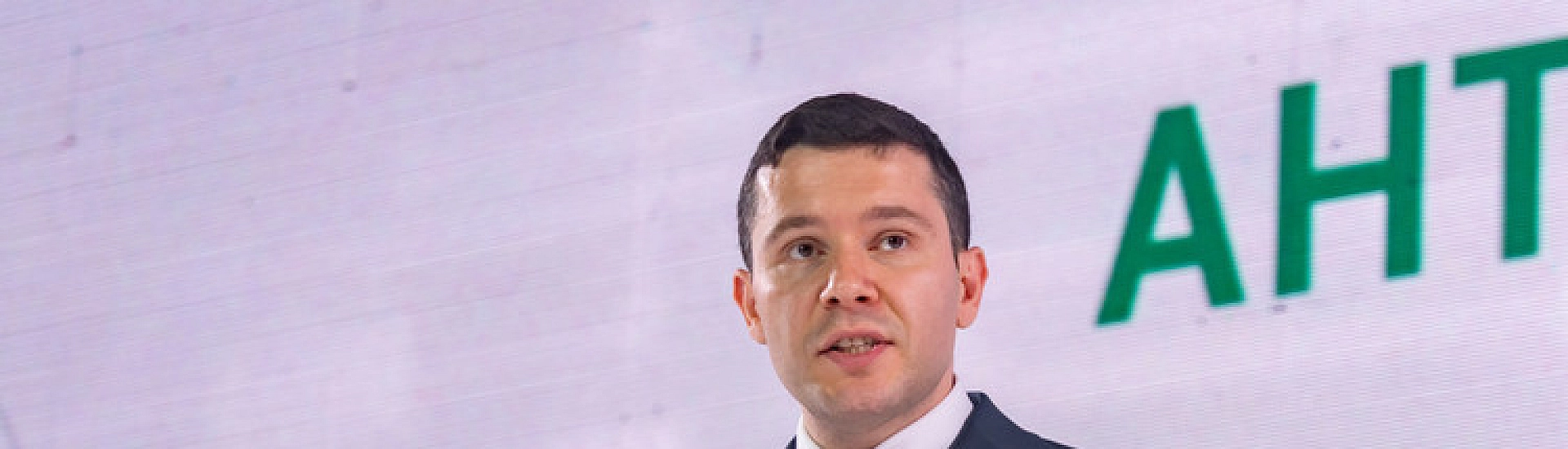 Алиханов заявил о потенциале ОПК стать локомотивом нацпроектов