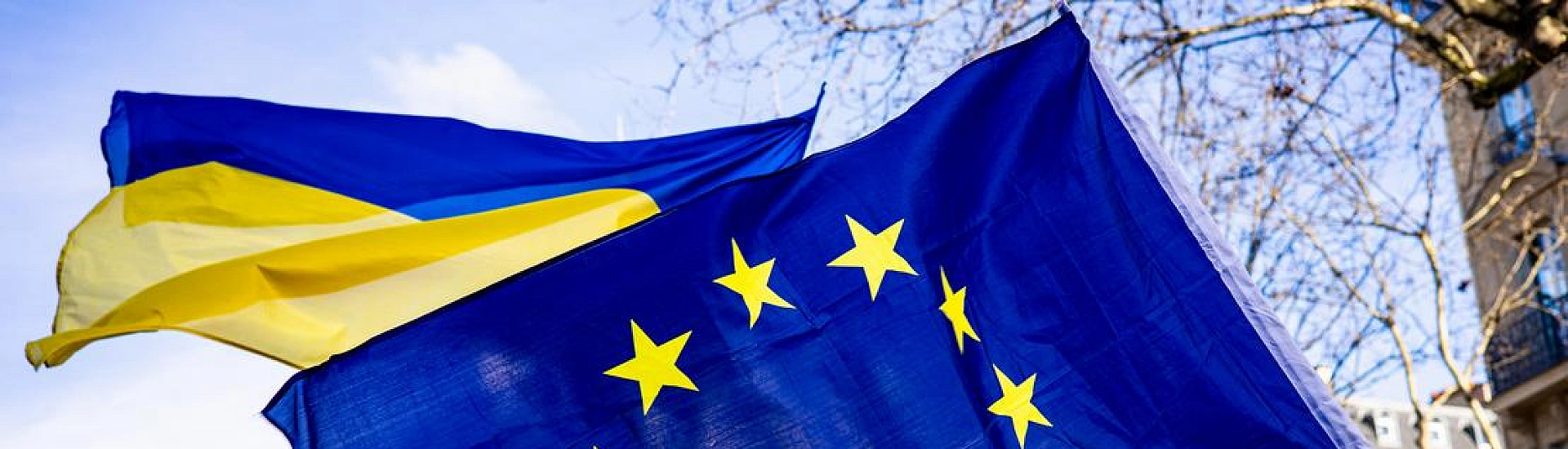 ЕС и Украина пока не подписали документы для выделения кредита на €90 млрд