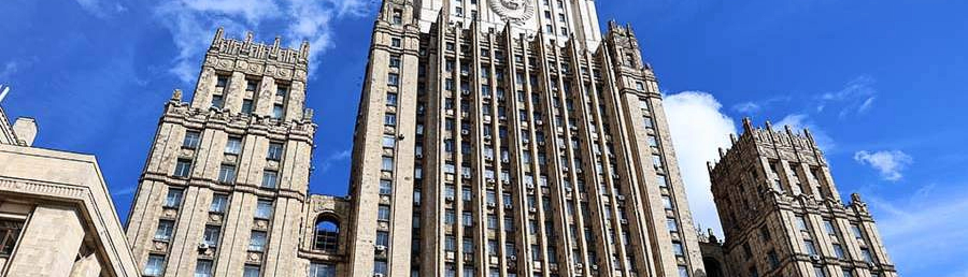 Путин и Си Цзиньпин обсудят мировые кризисы во время визита президента РФ в Китай