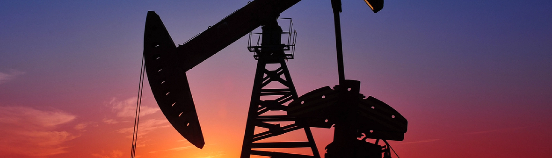 Нефть Brent дорожает на фоне сообщений о новых ударах США по Ирану