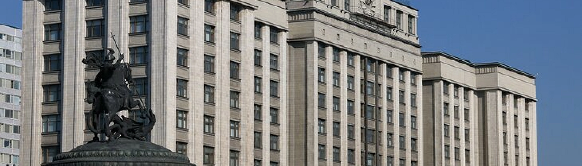 Госдума одобрила сокращение срока медосвидетельствования для мигрантов