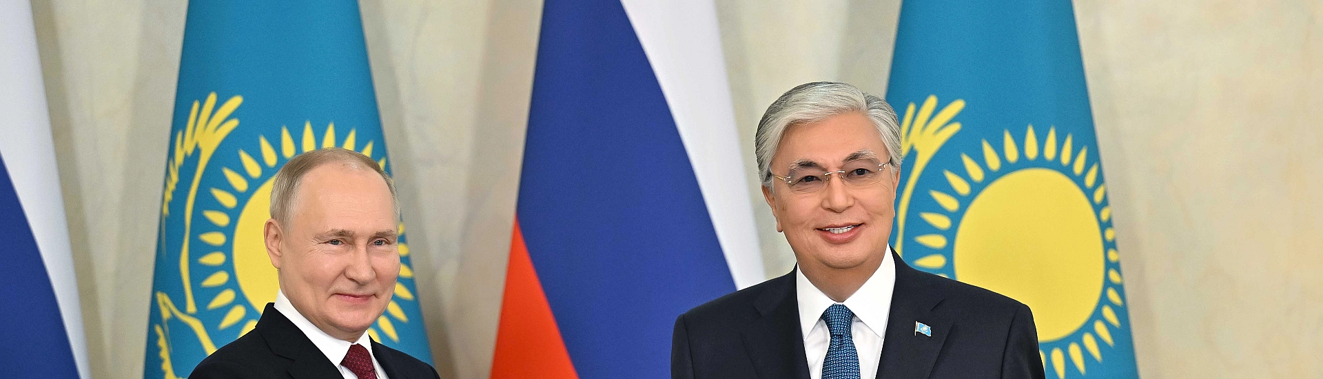 Путин и Токаев начали официальную встречу в Астане