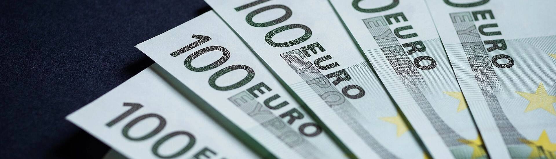 Euroclear Bank просит приостановить исполнение решения по иску ЦБ