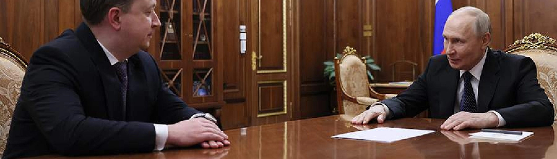 Путин поручил не допустить задержек в работе по ледоколам «Ленинград» и «Сталинград»