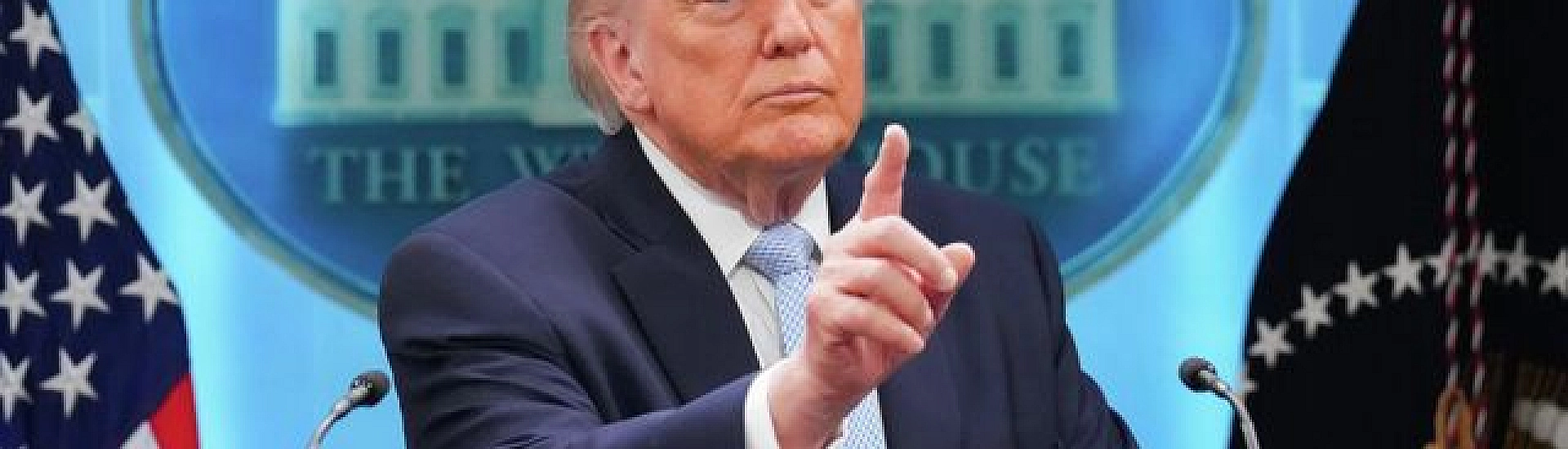 Трамп заявил о планах США нанести «очень мощный» удар по Ирану