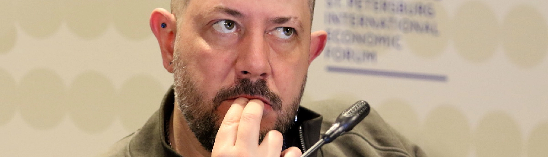 Артемий Лебедев заявил, что возраст не мешает посещать ночные клубы