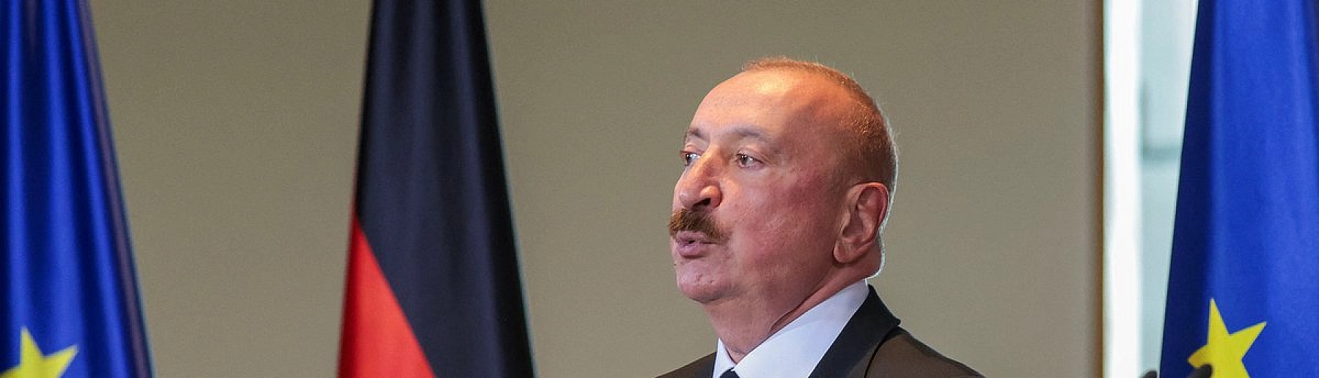 Алиев сообщил о тайной встрече представителей России и Германии по Украине в Баку