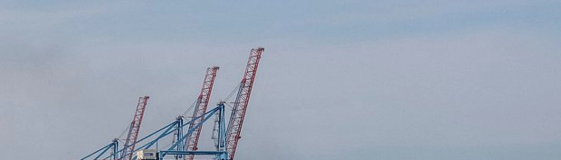 На Украине сообщили о полной остановке судоходства в морские порты