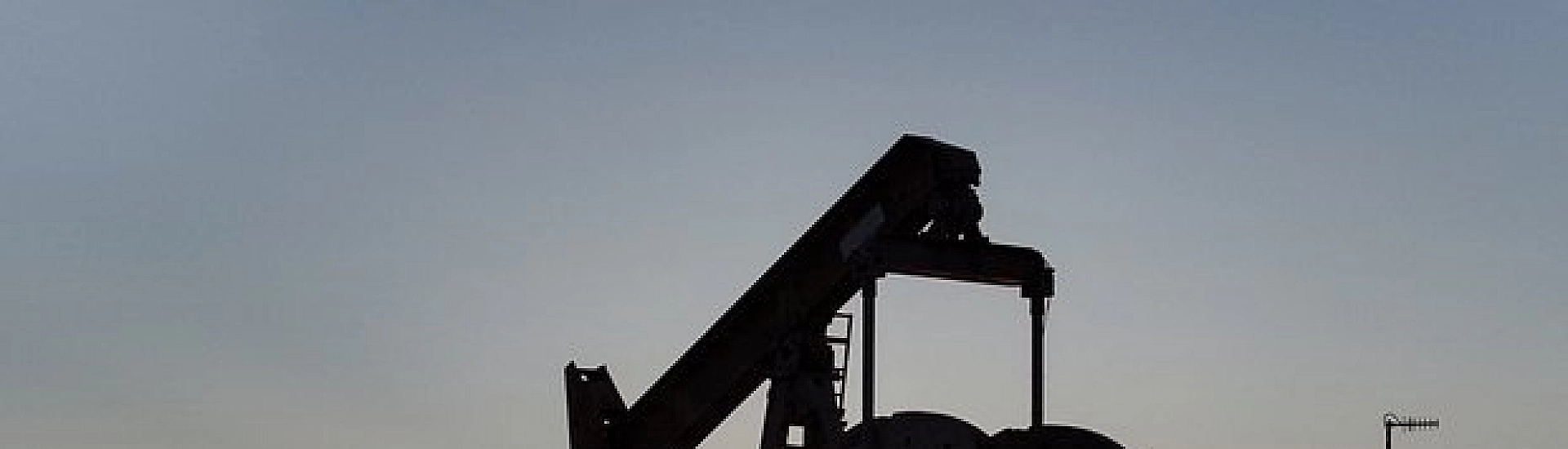 Цены на нефть Brent приблизились к отметке в 100 долларов за баррель
